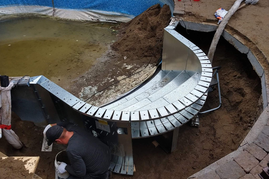 Marche de piscine à Québec